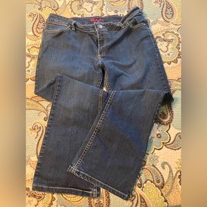 Like new Wrangler Jeans